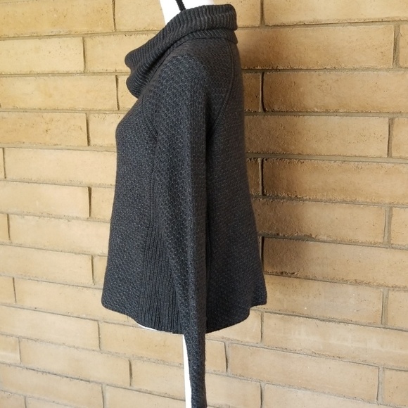 Banana Republic Chunky Knit Sweater - Picture 4 of 7